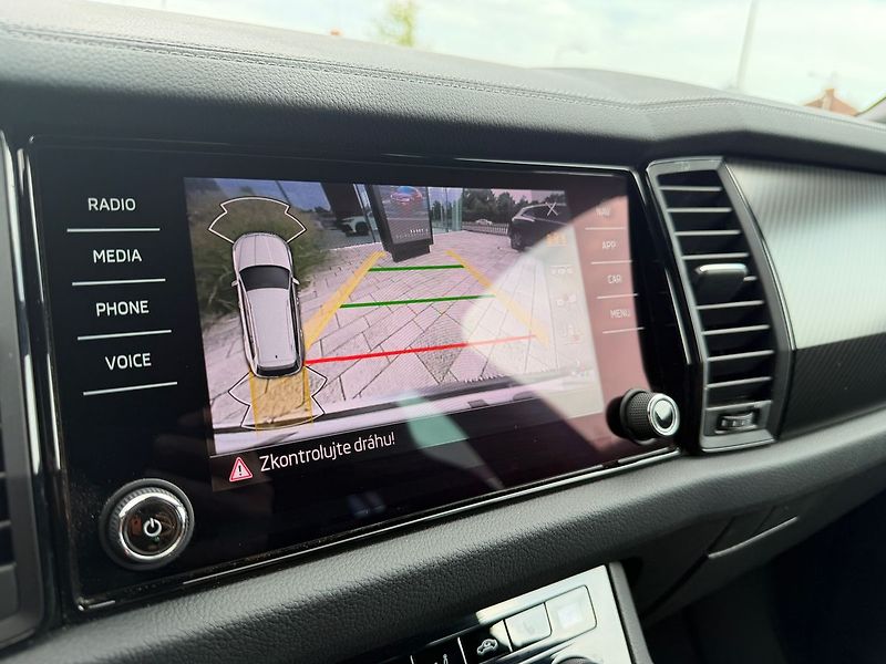 Škoda Kodiaq Sportline  2,0TDI 147kW DSG 4x - fotka 12 z 20