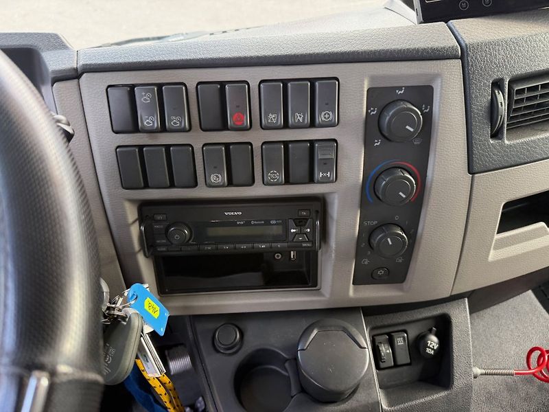 Volvo FL240 EURO 6 - fotka 13 z 18