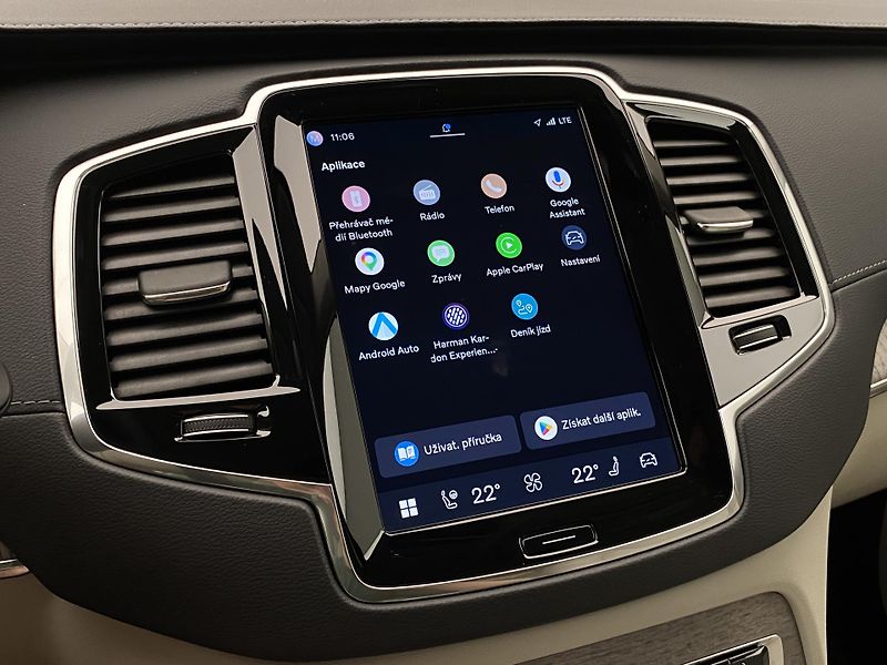 Volvo XC90 B5 AWD PLUS BRIGHT REZERVACE - fotka 33 z 58