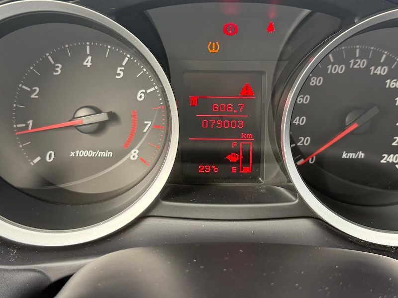 Mitsubishi Lancer 1.6i 86kW LPG - fotka 17 z 28