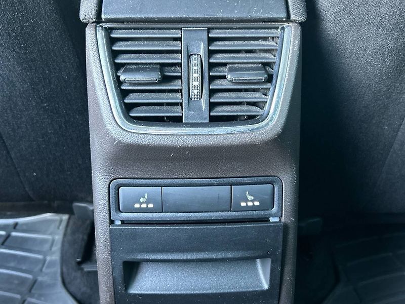 Škoda Octavia (2016) 2.0 TDI 4X4 Scout - fotka 22 z 25