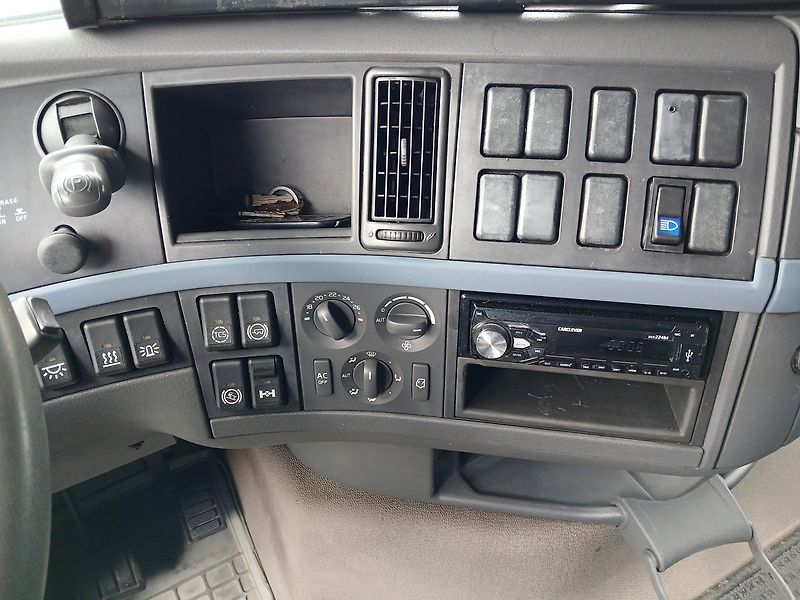 Volvo FH 42 Standart - fotka 22 z 40