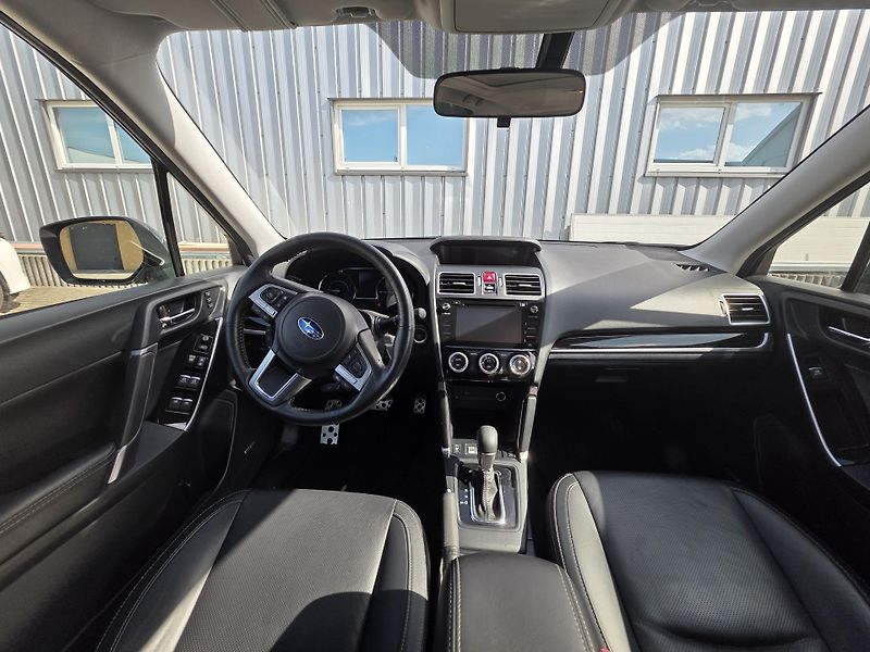 Subaru Forester (2018) XT, 1.maj., serv. kn, odp. DPH - fotka 21 z 40