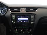 Škoda Octavia (2015) 1.6 TDI, Navi, Tempomat - náhled 12