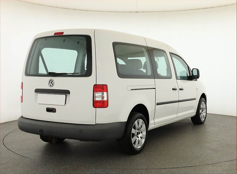 Volkswagen Caddy (2010) Maxi 1.9 TDI, 5Míst - fotka 5 z 14