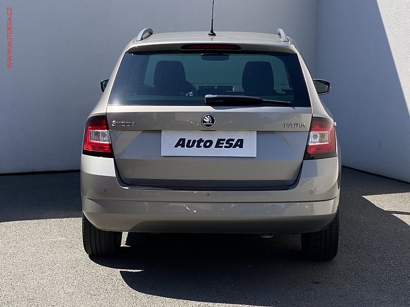 Škoda Fabia (2016) 1.2 TSi, Joy, +kola - fotka 5 z 17