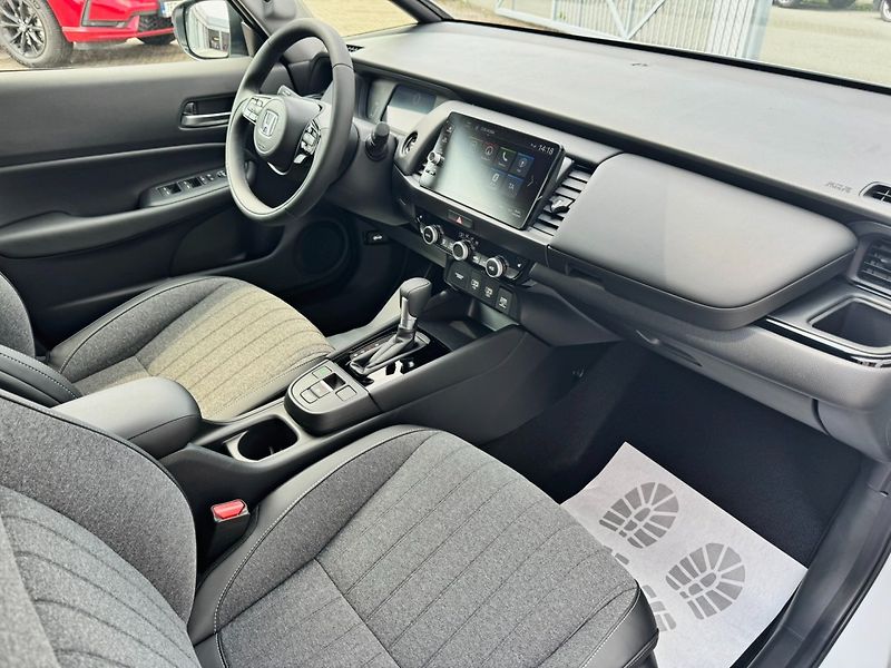 Honda Jazz (2026) 1.5 e:HEV ADVANCE SKLADEM - fotka 6 z 37