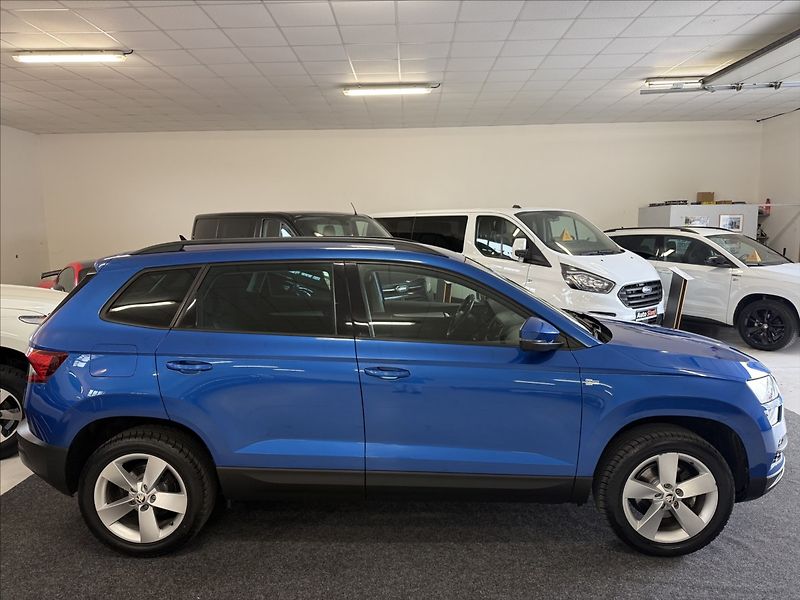 Škoda Karoq 1,6 TDI Ambition+ po servisu! - fotka 4 z 34