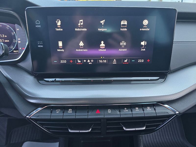 Škoda Octavia 1.4TSi 150kW iV DSG KAMERA - fotka 37 z 46
