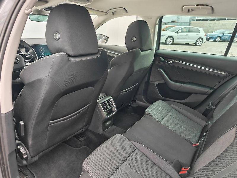 Škoda Octavia Style 7DSG 1,5TSI - fotka 7 z 23
