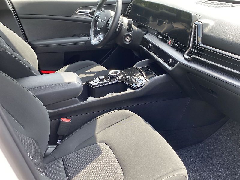 Kia Sportage (2024) 1.6 T-GDI 4x4 Exclusive - fotka 10 z 33