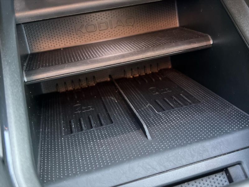 Škoda Kodiaq 2,0 TDi 142kW 7DSG 4x4 EXCLUSI - fotka 30 z 30