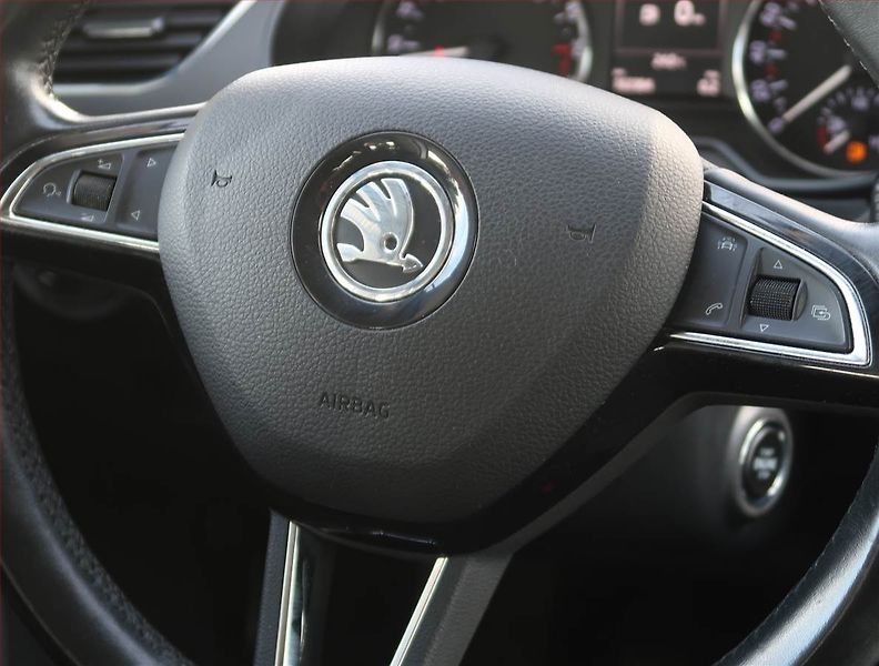 Škoda Octavia (2016) Style 1.6 TDI, Tempomat - fotka 21 z 22