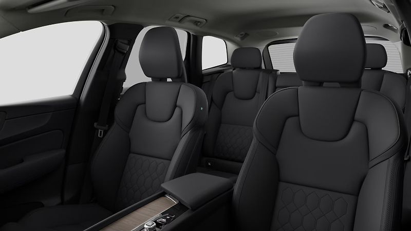 Volvo XC60 (2026) T6 AWD AUT DARK PLUS - fotka 9 z 11