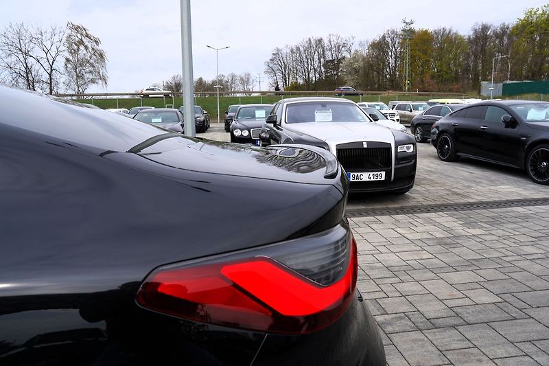 BMW Řada 4 430i coupe Mpaket/Lasery/260PS - fotka 12 z 41