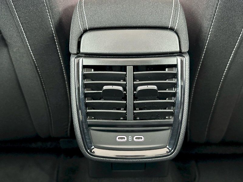 Škoda Scala (2025) DSG 1.5TSI 110kW Monte Carlo - fotka 28 z 33