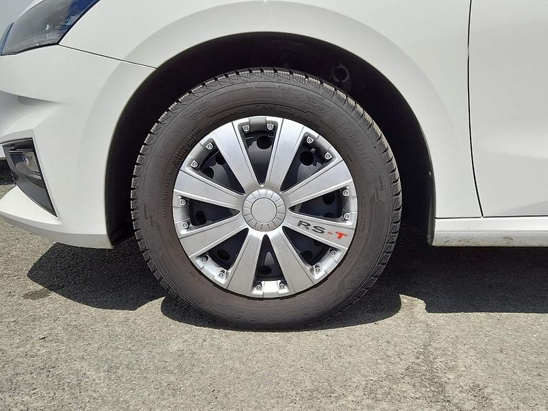 Škoda Fabia Ambition Plus1.0 MPI 59kW 5MP - fotka 10 z 20