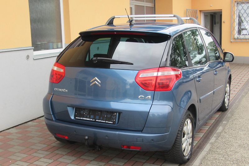 Citroën C4 Picasso 1.6 HDi AUT. KLIMA TAŽNÉ - fotka 8 z 21