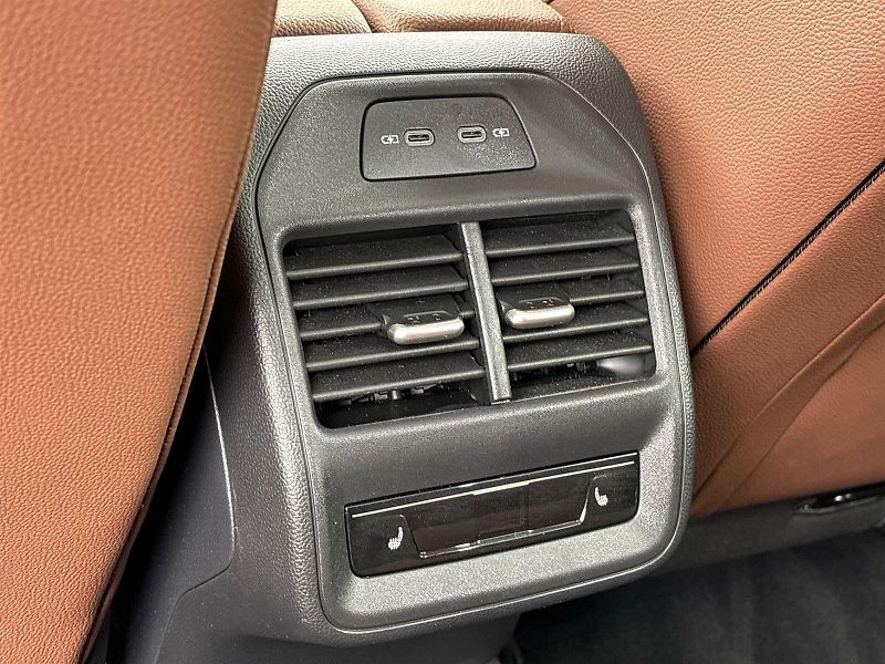 Škoda Superb (2025) Combi 1.5 TSI iV DSG L&K - fotka 29 z 33
