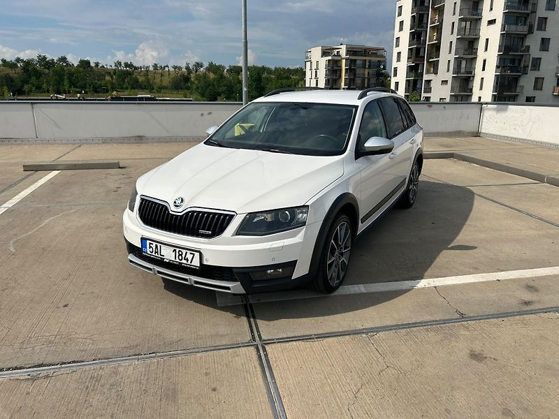 Škoda Octavia (2016) Octavia Scout 2.0TDI, DSG, 4x4 - fotka 2 z 33