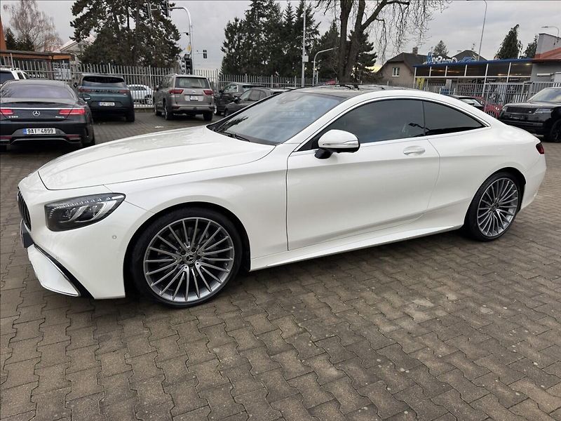 Mercedes-Benz Třídy S S 560 AMG 4Matic Kupé - fotka 9 z 34