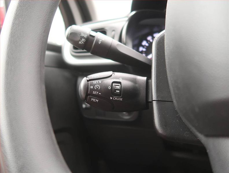 Citroën C3 (2021) Feel Pack 1.2 PureTech - fotka 17 z 18