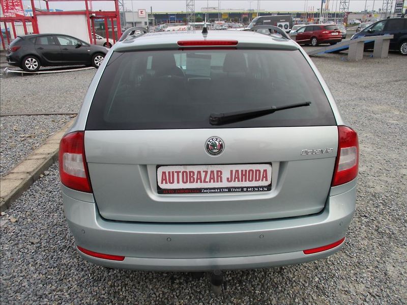 Škoda Octavia 1,2 TSI, digiklima,servis,tažn - fotka 6 z 40