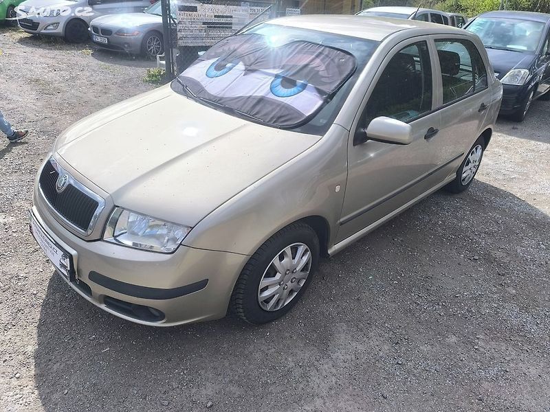 Škoda Fabia 1,4i,KLIMA,PĚKNÁ,SERVISKA,TZ - fotka 3 z 17