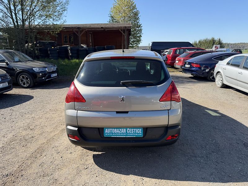 Peugeot 3008 1.6i 16V - fotka 5 z 21