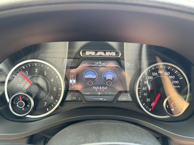RAM 1500 5,7 HEMI Laramie Rambox - fotka 39 z 60
