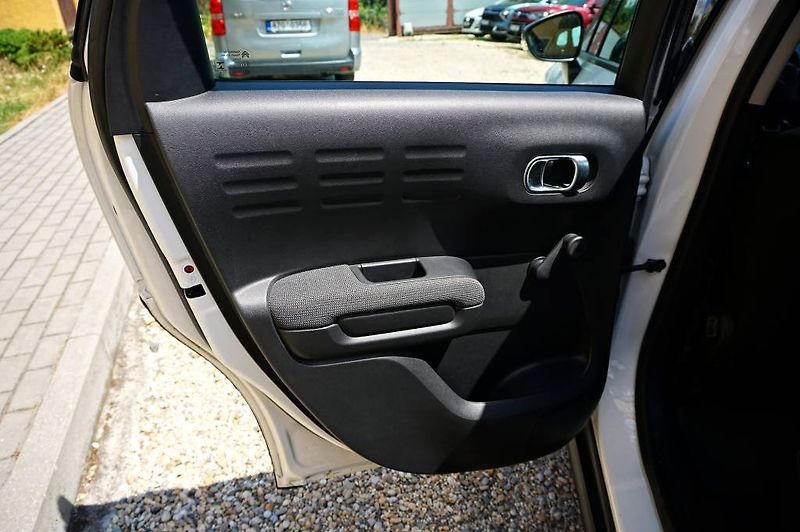 Citroën C3 Aircross (2019) FLEET 1,2 PT 81 kW - fotka 16 z 34