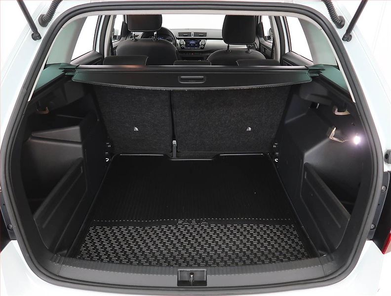 Škoda Fabia (2019) Style 1.0 TSI, Serv.kniha - fotka 13 z 23