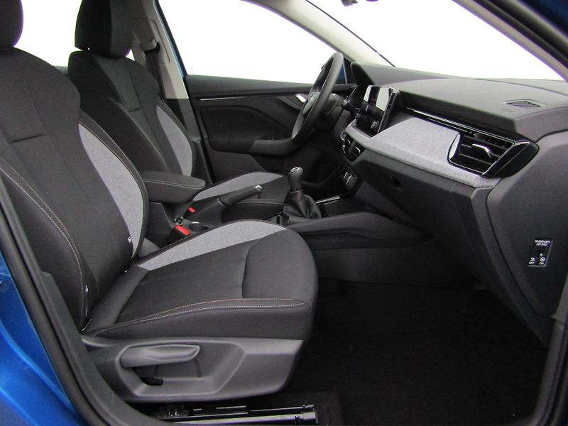 Škoda Scala (2025) Selection 1.0 TSI 85 kW - fotka 21 z 30