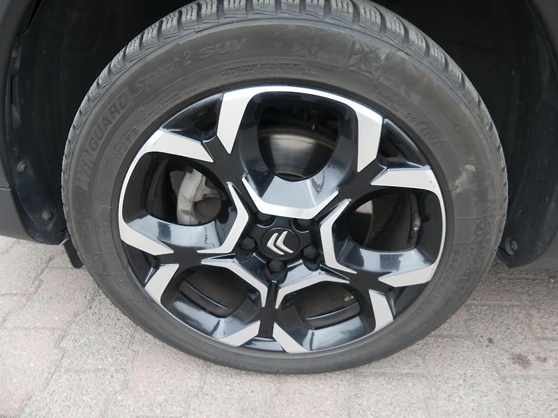 Citroën C5 Aircross (2023) 1,2 PureTech 130 MAN6 SHINE - fotka 20 z 20
