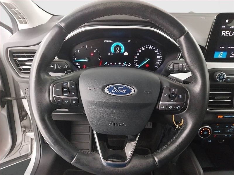 Ford Focus (2019) 1.5 TDCi, Automat, Navi - fotka 16 z 20