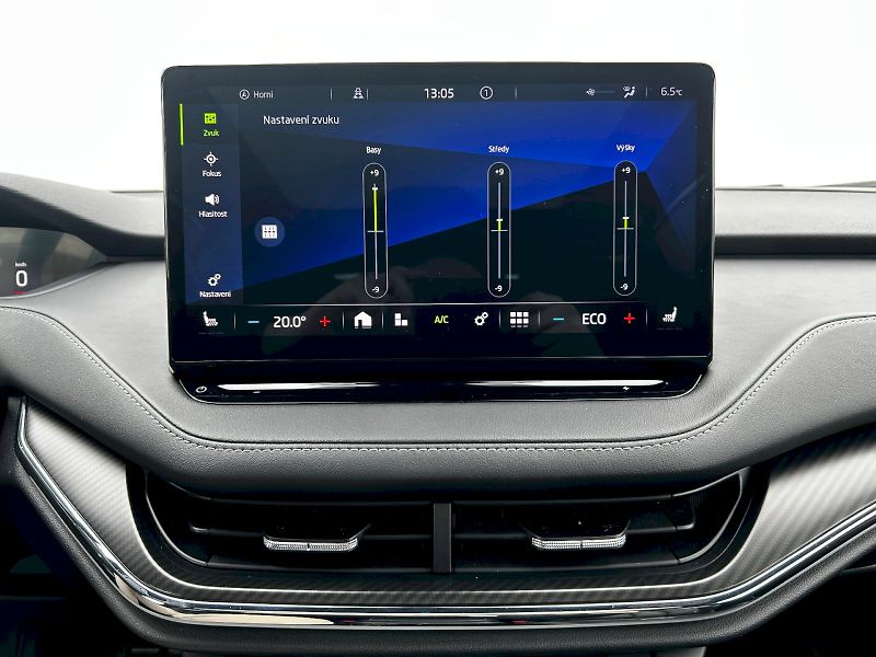 Škoda Enyaq (2022) 80 iV 220kW 4x4 RS - fotka 13 z 35