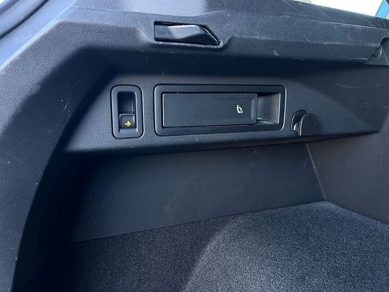 Volkswagen Tiguan TDI-IQ-DRIVE-TAŽNÉ.Z - fotka 45 z 49
