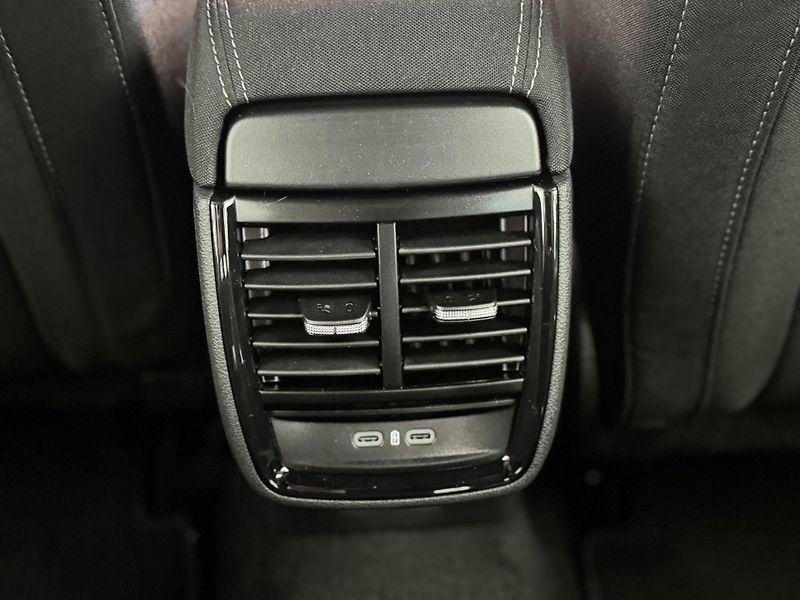 Škoda Kamiq (2026) Dynamic 1.5 TSI 110 kW - fotka 18 z 21