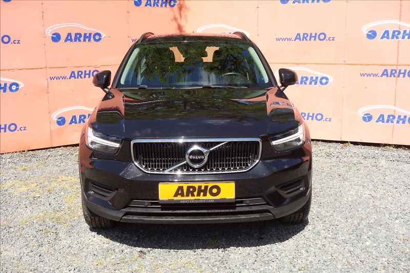 Volvo XC40 2,0 D3 110KW, MANUAL, FWD. - fotka 2 z 37