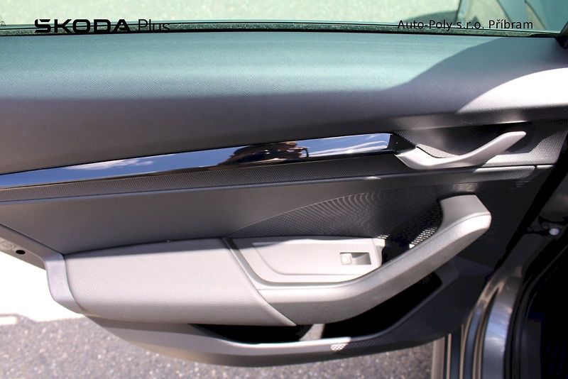 Škoda Octavia (2024) Selection 1.5TSI / 110kW 6°MP - fotka 19 z 24