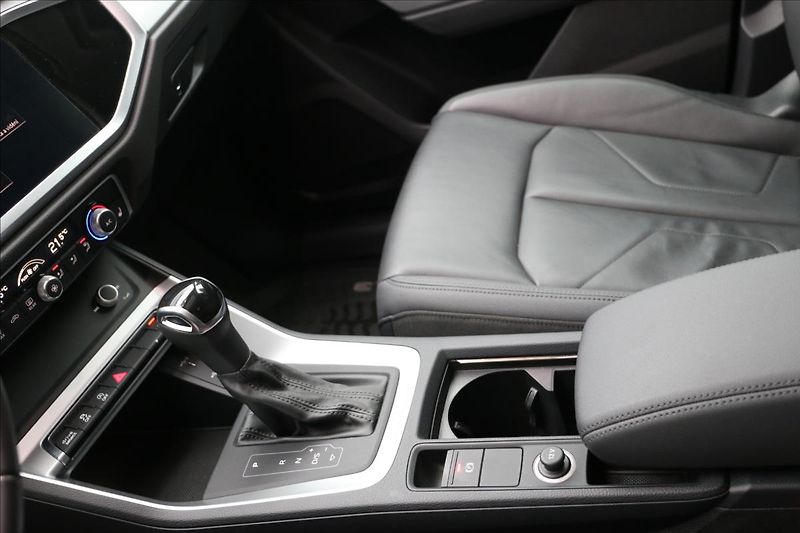 Audi Q3 (2020) 2,0 TSFi Quattro DSG - fotka 25 z 54