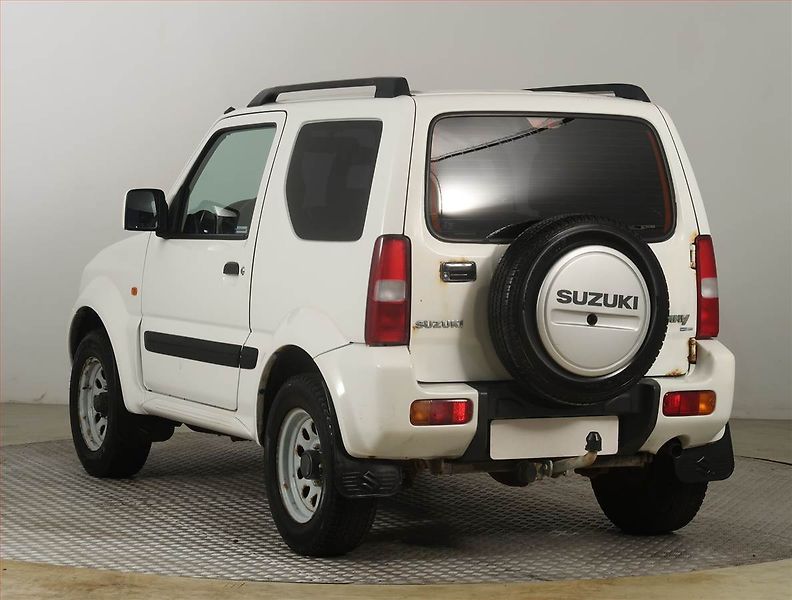 Suzuki Jimny (2012) 1.3 16V, 4X4 - fotka 4 z 17