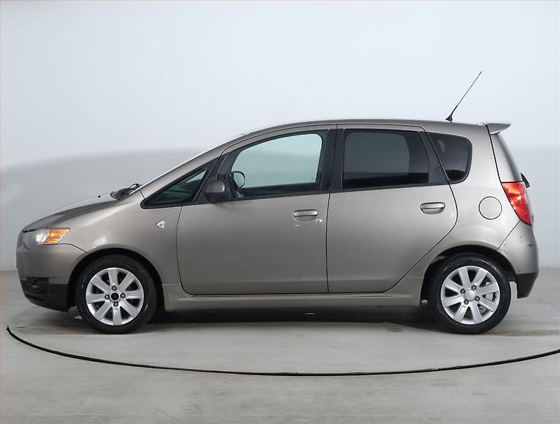 Mitsubishi Colt (2012) 1.3, nová STK, dobrý stav - fotka 3 z 17