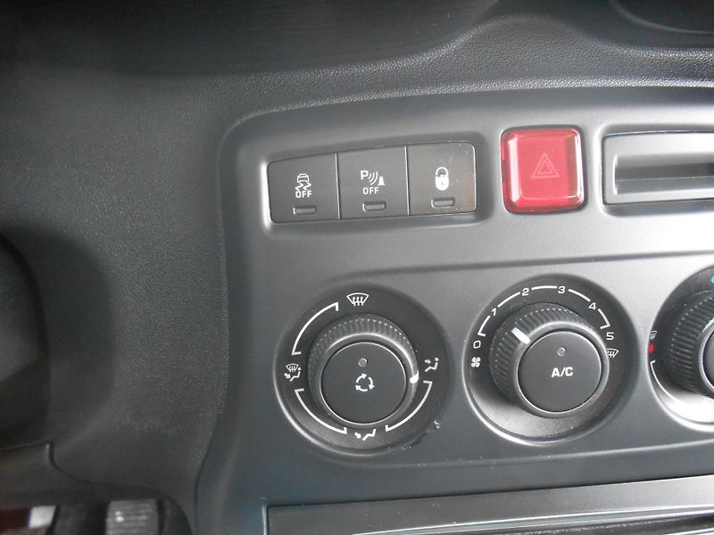 Citroën C3 Picasso 1.6HDi, Tažné,KLIMA!! - fotka 32 z 40