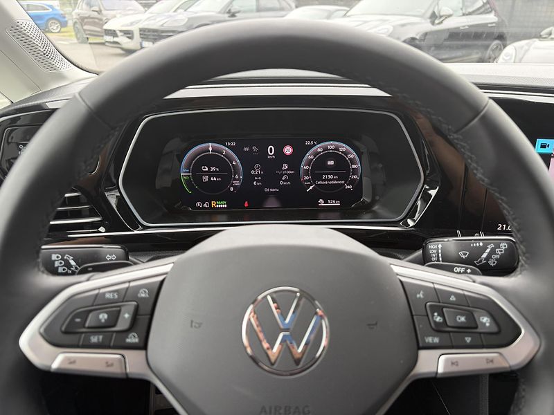 Volkswagen Caddy 1.5 TSi PHEV - fotka 18 z 21