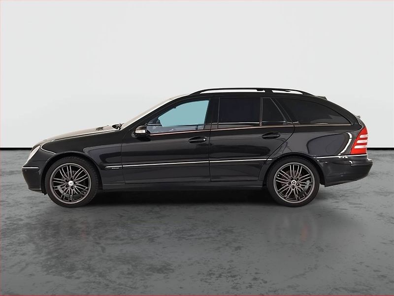 Mercedes-Benz Třídy C (2003) Avantgarde C 180 Kompressor - fotka 3 z 20