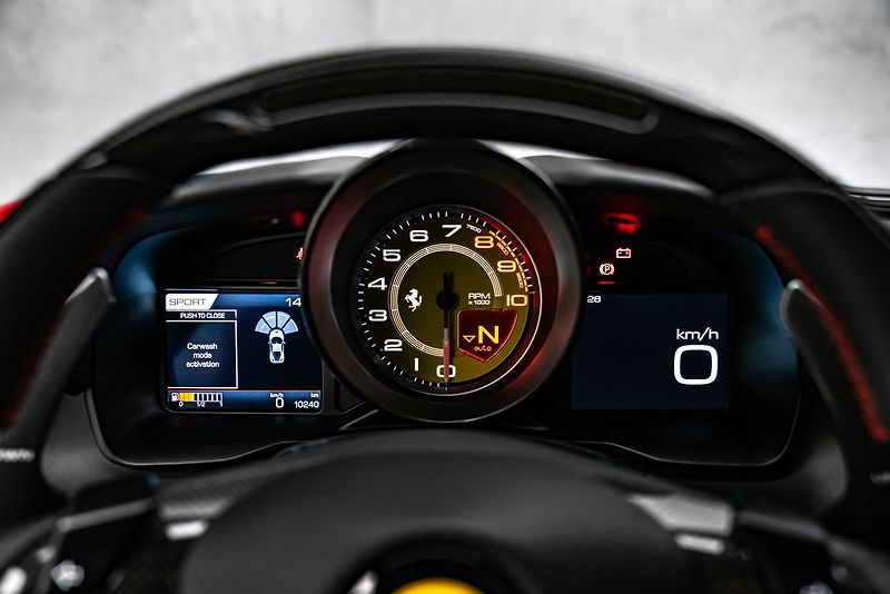 Ferrari Ostatní CZ*Karbon*TOP - fotka 25 z 32