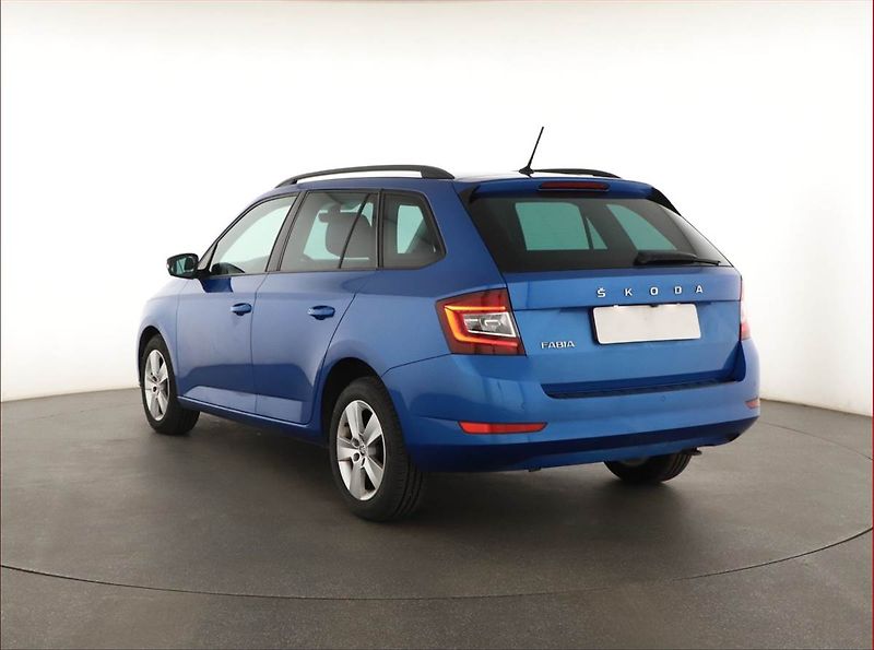 Škoda Fabia (2013) 1.2 TSI - fotka 4 z 14
