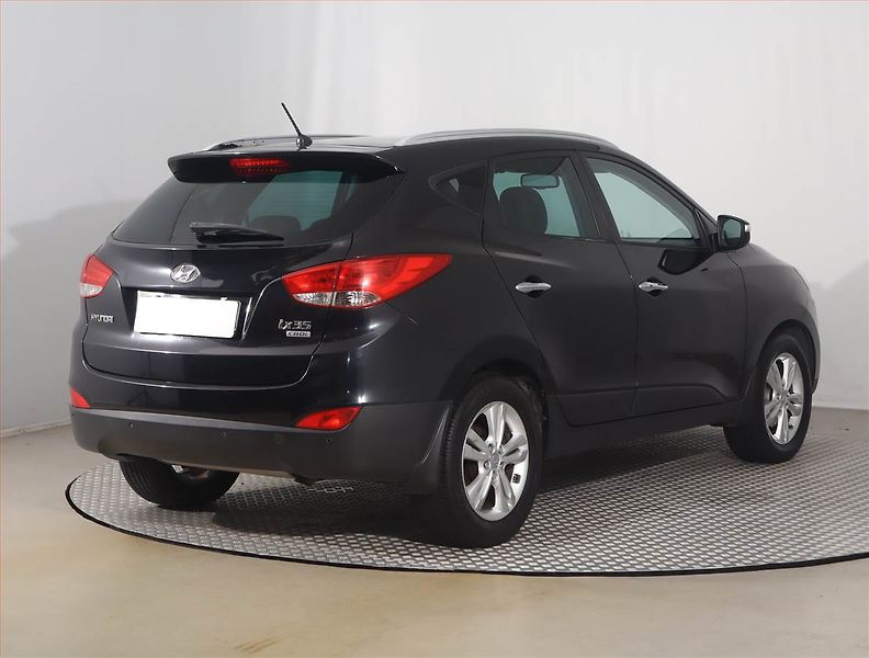 Hyundai ix35 (2011) 1.7 CRDi, Tempomat - fotka 5 z 16