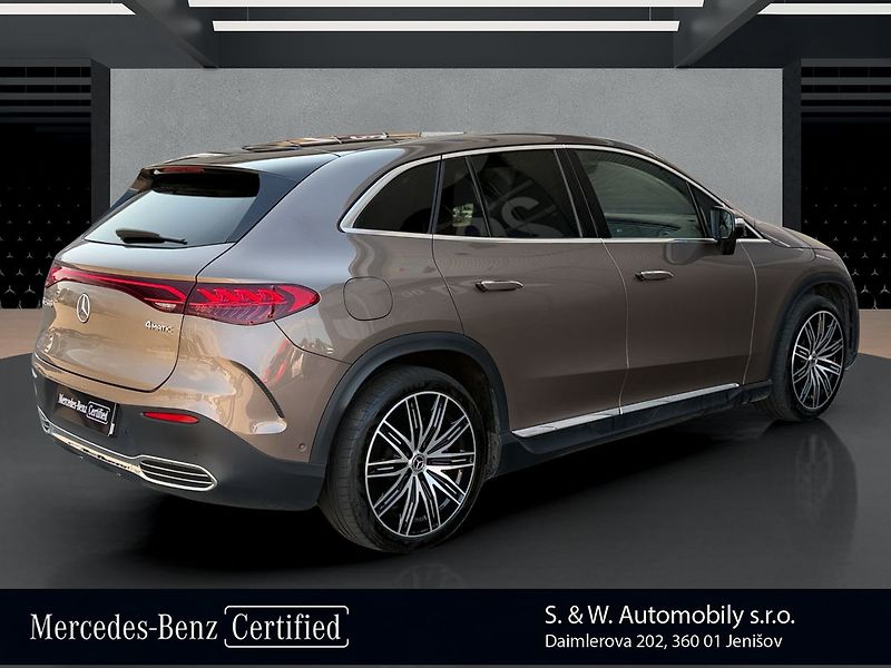 Mercedes-Benz EQE 500 AMG 4MATIC SUV - fotka 5 z 39